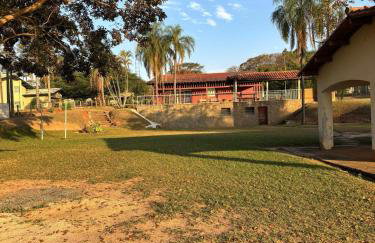 Magnífica Chácara com Fundo para a Represa - Photo 24