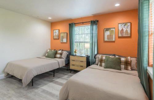 Entire Home with Air Hockey and Firepit - Photo 55