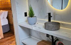 YESHUA - Cabana de Luxo com Hidro, Lago Natural e Adega - Foto 45