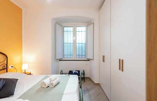 Central Flat In Genova - Photo 3