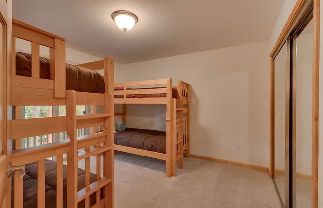 Angora Mountain Lodge - Pool Table, Ping Pong, Shuffle Board - Photo 5