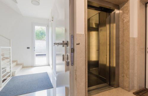 Crema, terrazza, a pochi passi dal centro città - Photo 23