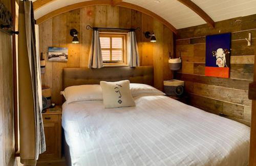 The Walnut Wagon in the heart of Mells. - Foto 5