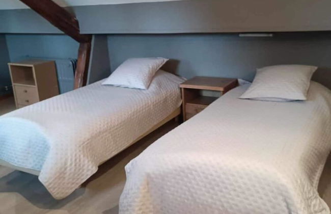 Pretty House in the Ardennes With Swimming Pool & Games Room - Photo 9