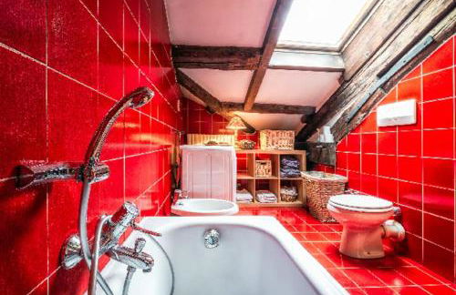 Loft overlooking the old town . - Foto 31