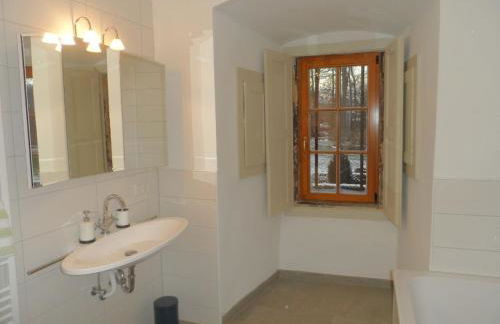 Schloß Roßdorf Ferienwohnungen & Camping - Foto 14