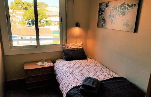 Marina Port & Beach-Apartment - Photo 18