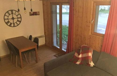 Pied des pistes à Molines en Queyras - Foto 13