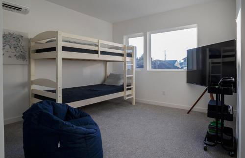 Steps to Alki Beach with Water Views Rooftop deck - Foto 31