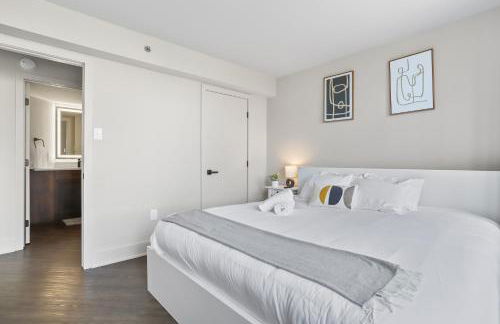 Contemporary Arlington Apartment Featuring City Views - Foto 7