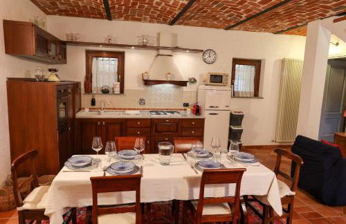 Casa per 6 con AC nel verde del Monferrato, giardino e barbecue - Foto 34
