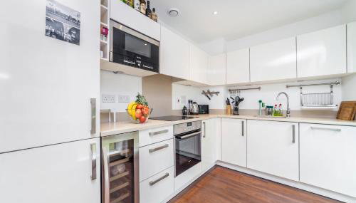 Chic Sun-Filled 1 BDR Apt with Private Terrace - Foto 4