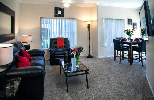 Luxury Vacation Rentals by Meridian CondoResorts - Foto 17