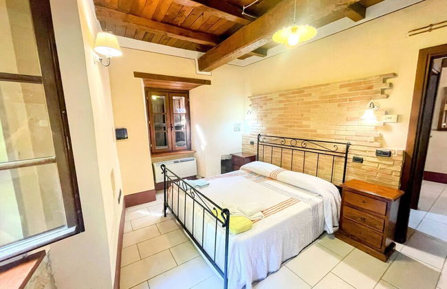 Spoleto Poolside - Sleeps 24 - Photo 29