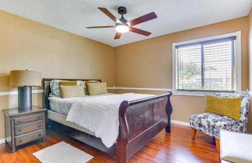 Near Beaches Pet-Friendly Sunrise Escape with Patio - Foto 17