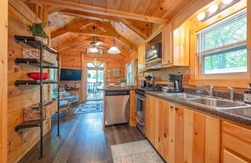 Ani Cabin Tiny Home Bordered By National Forest - Foto 13