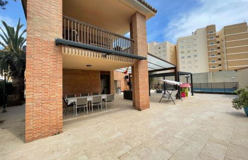 Villa con barbacoa para familias - Foto 33