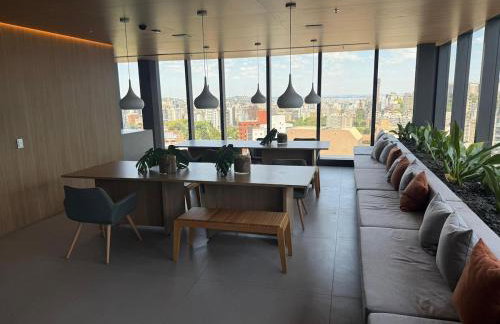 Carlos Gomes Square - No coração econômico de POA - 712 - Foto 2