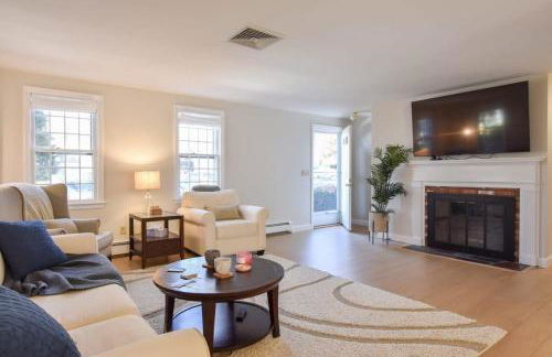 Sunroom Spacious Deck 8 Mins to Mayflower Beach - Foto 5