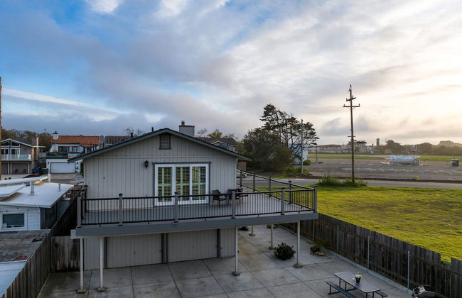 Mendel Manor by Avantstay Walk to Beach Large Deck Patio - Foto 31