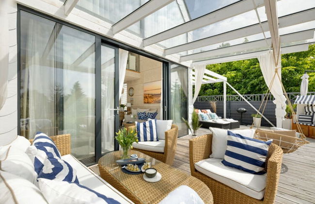 House With a Huge Terrace and a Whirlpool Bathtub - Photo 12