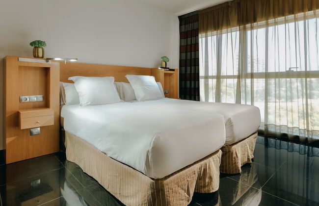 Hesperia Fira - Photo 8