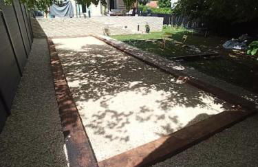 Charmante maison avec piscine chauffée, salle de cinéma et bar - Foto 15