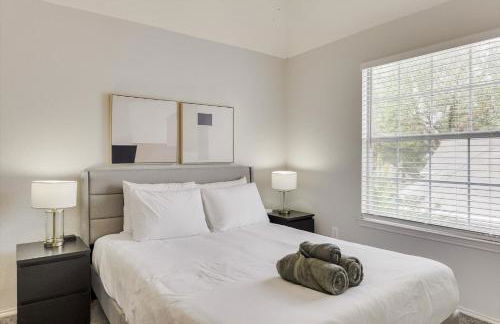 Luxurious Home w Cinema Room & Private Pool - Foto 39