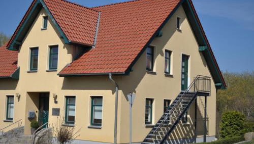 zentrumsnahe Ferienwohnung im Grünen - Foto 2