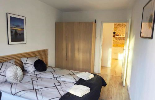 Bright Stay Kraków - comfy and modern 50 m2 flat with private bedroom - Foto 6