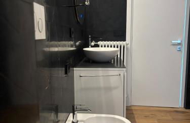 Modern apartment with balcony & lake view Verbania - Foto 14