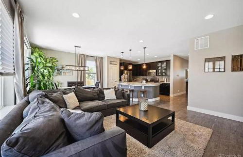 4BR Home close to Airport - Foto 5