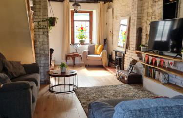 Old Road Cottage Pet Friendly Outdoors Beaches - Photo 4