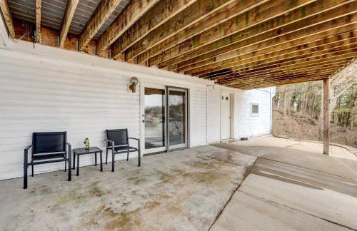 Lakefront Vacation Rental with Dock and Views! - Foto 26