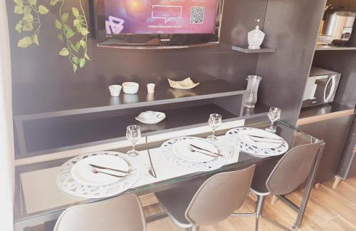 Studio for 02 guests WIFI 300MB air conditioner only twoo minutes of subway station LUZ SP - Foto 63