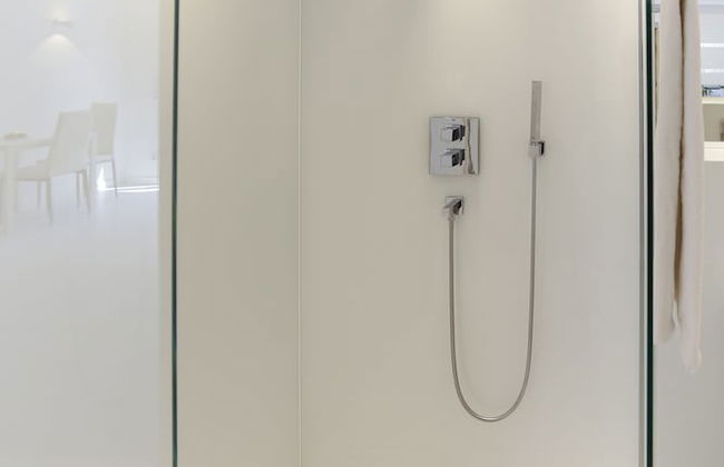 the white design apartment - Foto 30