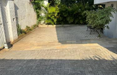 Casa com piscina em frente à Praia do Santinho - Foto 28