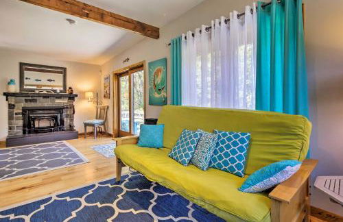 Great for Couples! Cape Cod Cottage 2 Mi to Beach - Foto 1