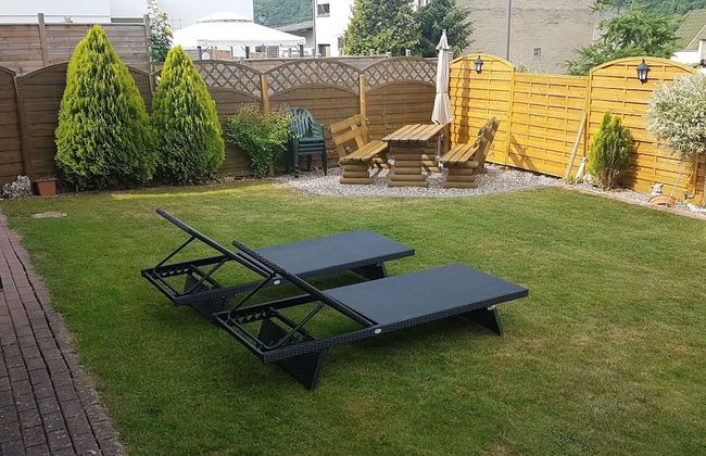 Modern Holiday Apartment With Large Garden Near the River Moselle - Photo 30