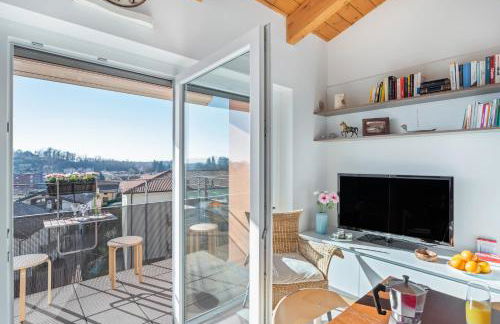 GuestHost - APT with balcony close to Switzerland! - Photo 9