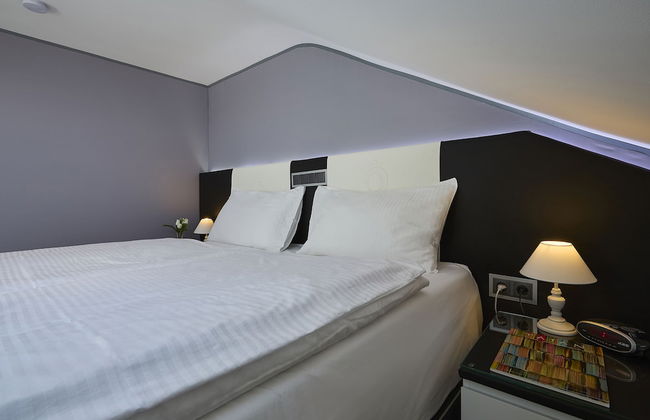 The Queen Luxury Apartments - Villa Carlotta - Photo 66