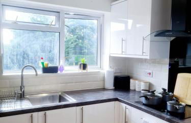 Chelmsford Getaway Business and Leisure - Foto 24