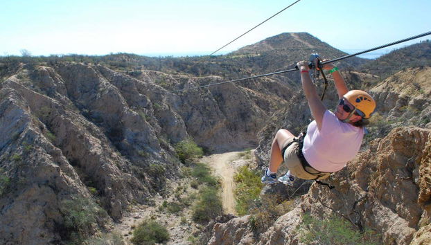 Tirolina sobre el embalse Potrerillos - Foto 5