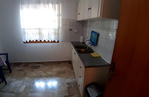 Glyfada's Family Apartment - Photo 34