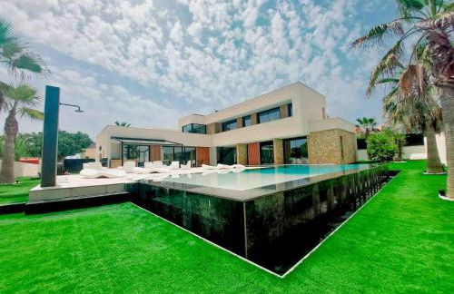 Inmovecos Villa Gawy 2 de Lujo con piscina privada - Foto 2