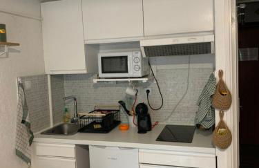 Studio calme 4 personnes 400 m de la plage sur la presqu'île de St mandrier proche toulon - Foto 3