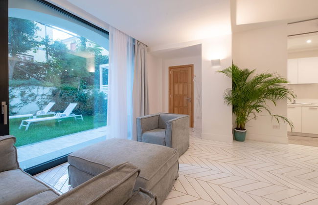 Luxury Apartment with Garden and Pool - Foto 11