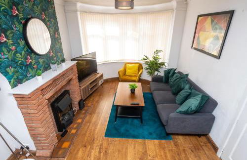 Spacious 3BR Home with Driveway Near NEC & Airport - Foto 19