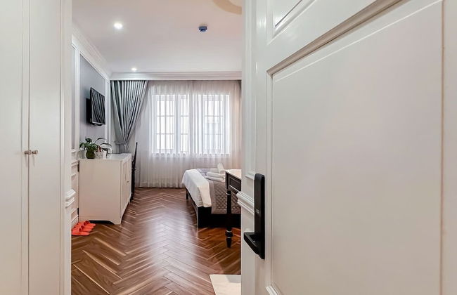 Diamond Boutique Hotel - Photo 18