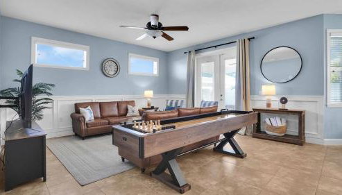 Modern home - 3K sqft - 5BR & 11 beds - brand new HOT TUB - 6 miles to AMI beaches - Foto 3